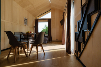 Четырёхместный Барнхаус с видом на озеро — фото 3