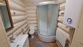 Бревенчатый дом — фото 18