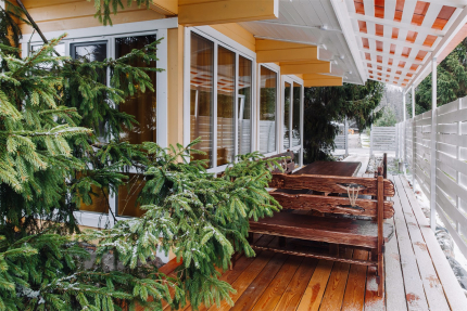 Прибрежный Ярбург — фото