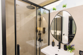 Hygge Lodge с купелью — фото 8