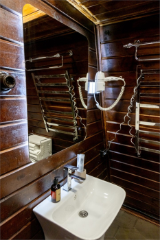 Коттедж Brown House — фото 10