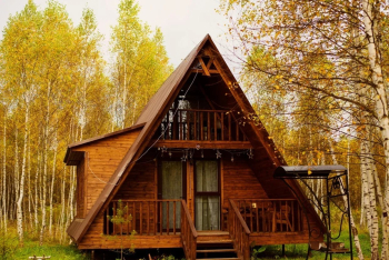 Двухместный двухуровневый дом с электрокамином — фото 1