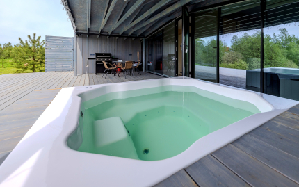 WATER VILLA