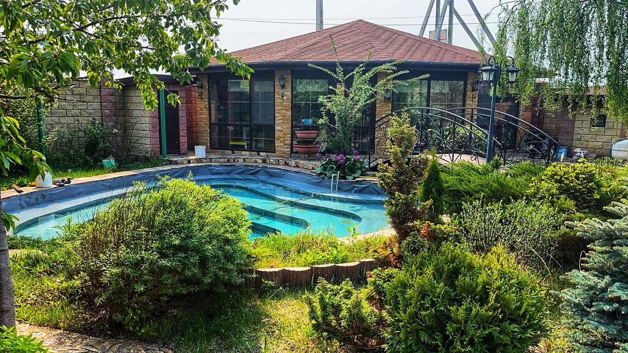 Вилла Соседи Крота