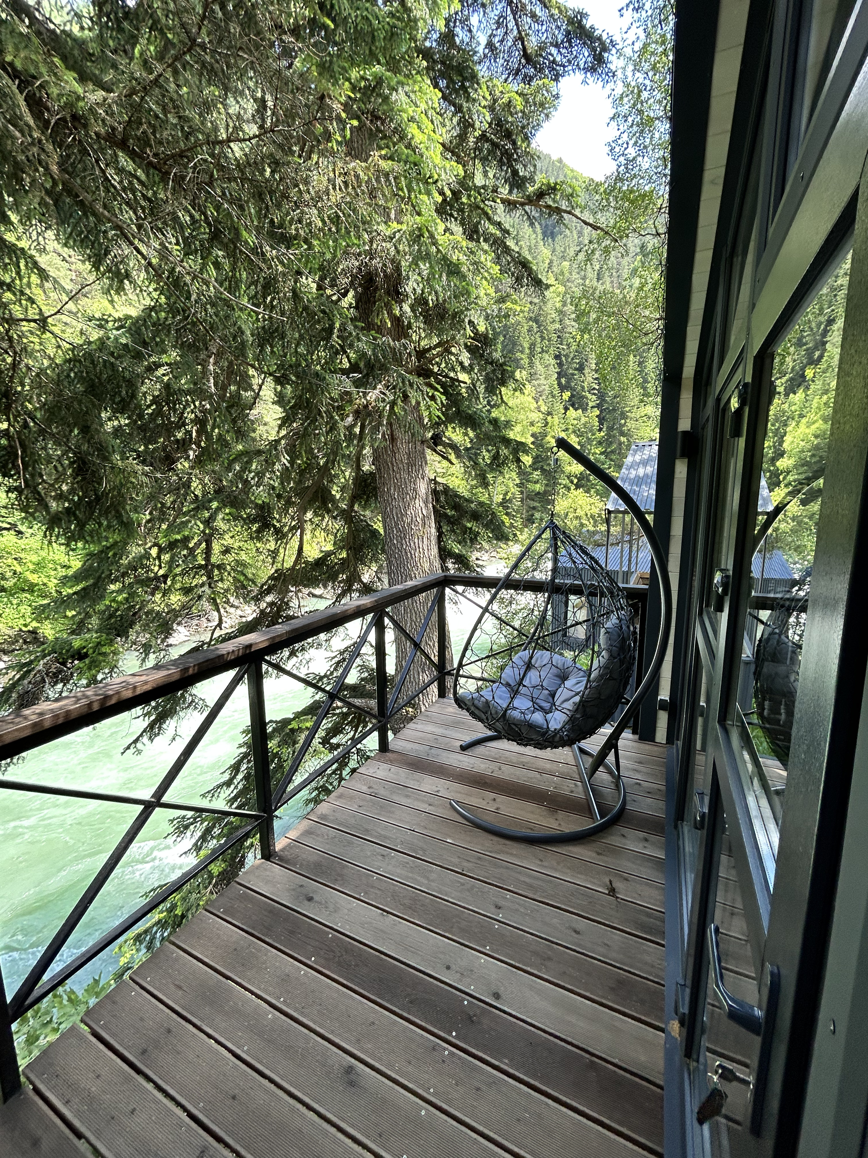 База Белая река